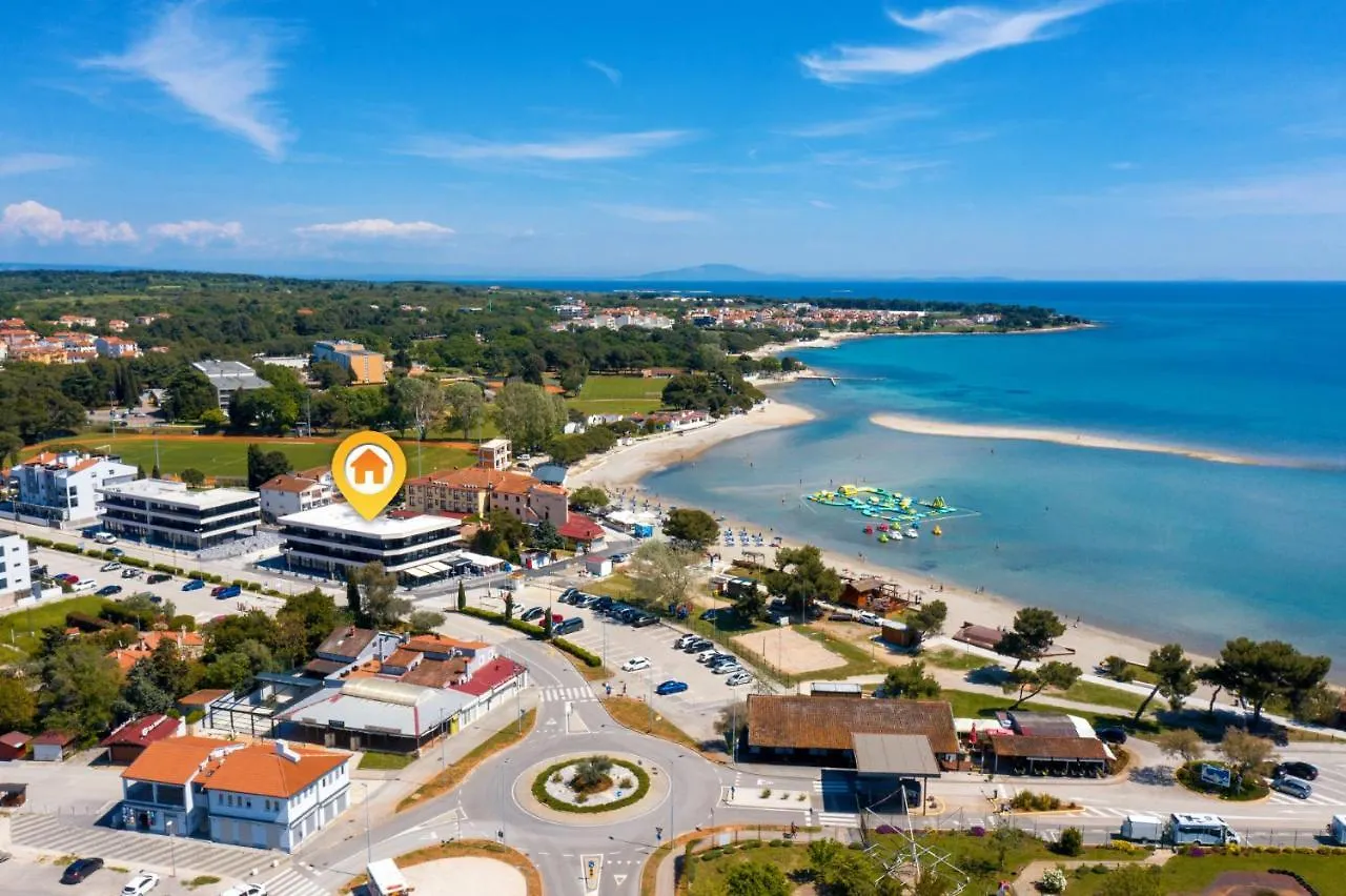 Apartment A'More Bijeca - 20M From The Beach - New & Modern - 2023 Medulin