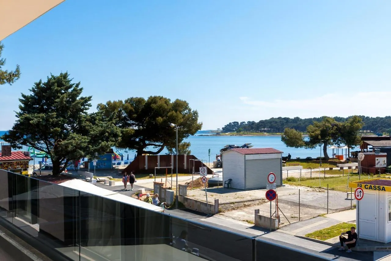Apartment A'More Bijeca - 20M From The Beach - New & Modern - 2023 Medulin